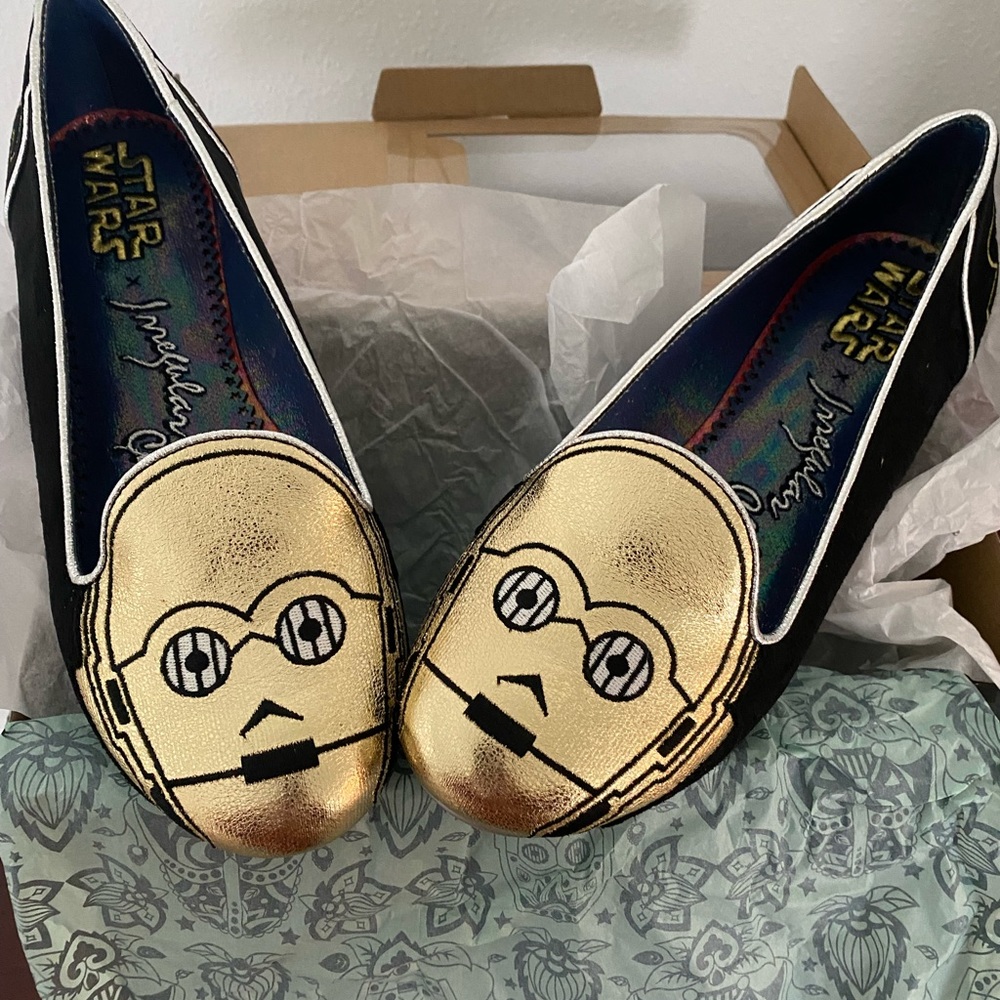 DISNEY PARKS EXCLUSIVE SHOES!